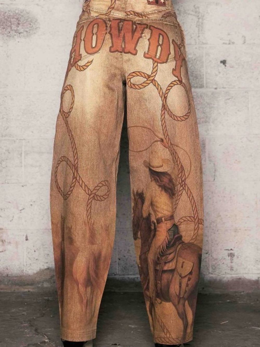 J51. Graphic Horse Print Wide Leg Jeans in Brown Tan - Picture 2 of 3